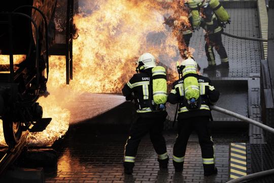 Bekämpfung von Feuer